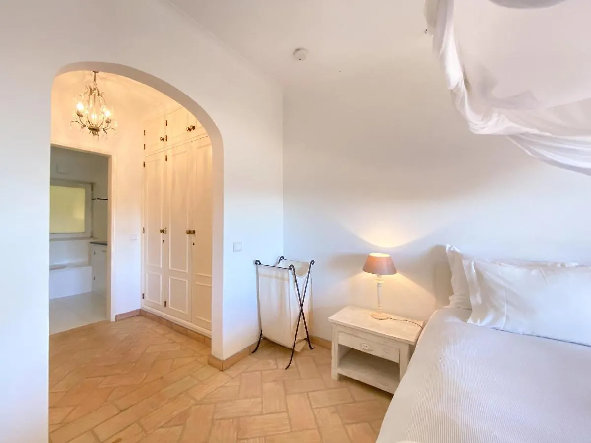 Beachfront Villa With Pool And Stunning Ocean View #1908 Lagos 0*,  Portugal